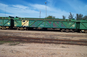 9.8.2002 Port Pirie - AOKF 1324 coal wagon