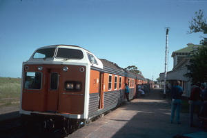 10.10.1988,Riverton Super chook railcars 2301 + 2302 + 2501