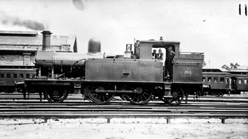 Adelaide yard - loco M264
