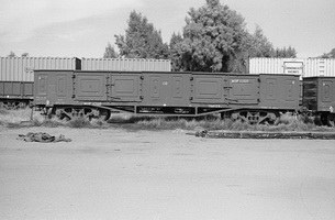 28.8.1976 - Alice Springs  - NGF1360 open wagon